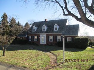 311 Meadow Rd, Glenshaw, PA 15116