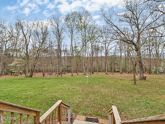 27th image of 281 Hatler Rd