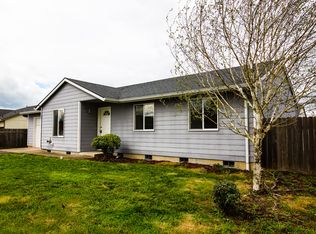 1053 Kees St, Lebanon, OR 97355