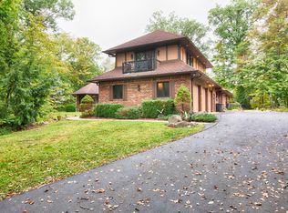 320 E Hidden Valley Ct, Fountaintown, IN 46130