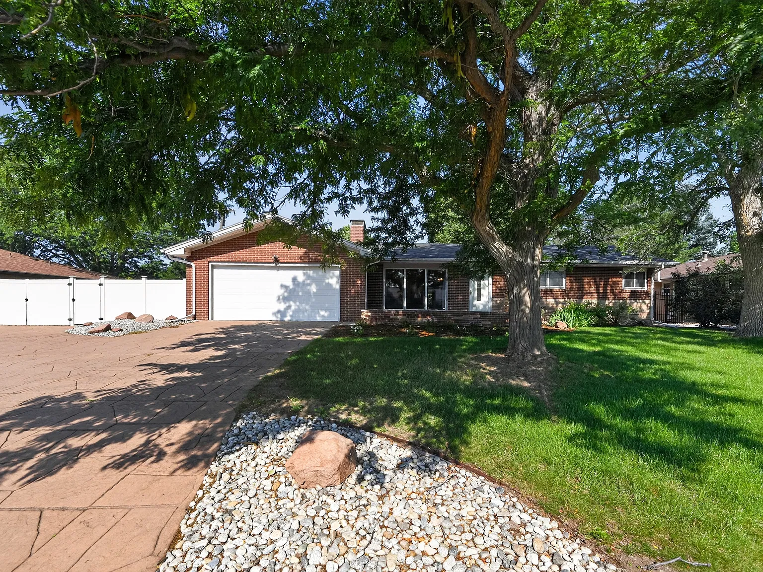 House at Highland Hills Golf Course for Rent — Photo 3