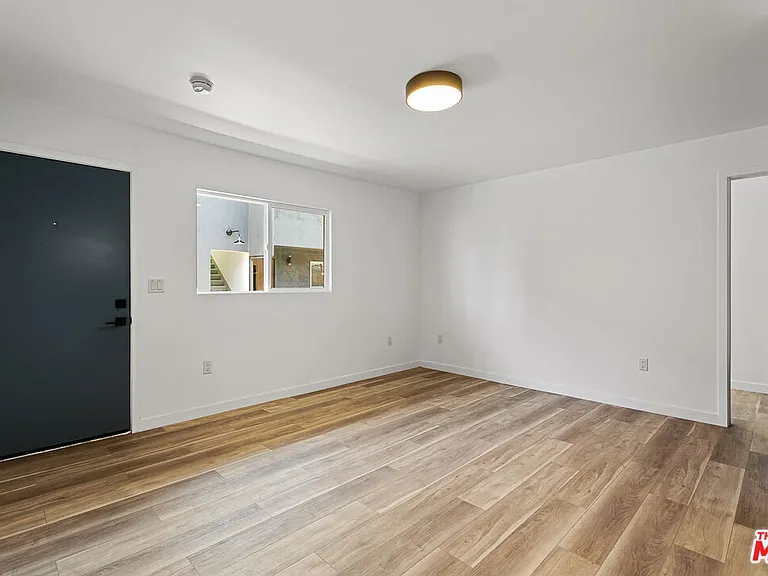 2922 Hauser Blvd #3 — Photo 8