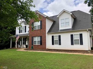 227 Thorne Wood Ln, Hampton, GA 30228