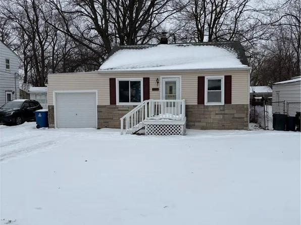 1251 E 340th St, Eastlake, OH 44095