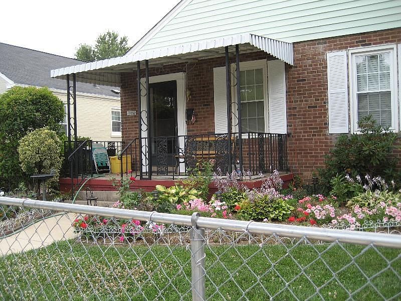1st image of 2104 S Joyce St