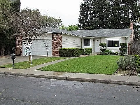 3633 Gallagher Cir photo 1