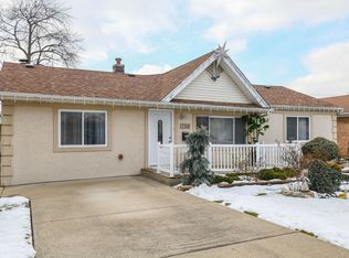 7740 S Monitor Ave, Burbank, IL 60459