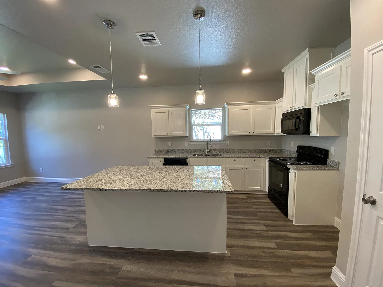2221 Langford Street, Greenville, TX 75401 - 1 — Photo 4
