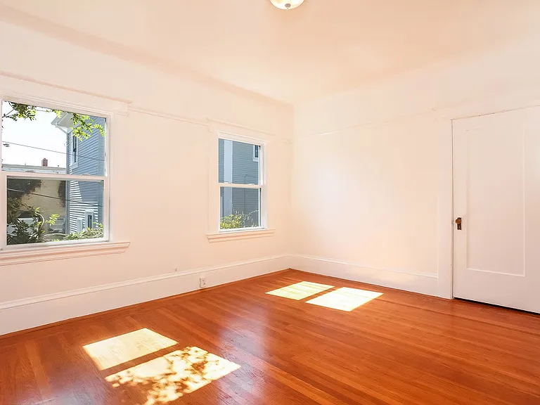 6458 Colby St — Photo 26