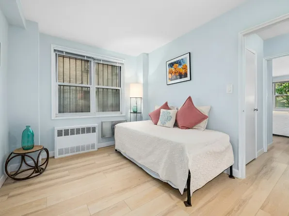 1270 5th Avenue image 7 of 12