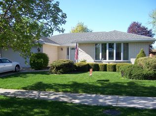 7600 Hemlock Dr, Orland Park, IL