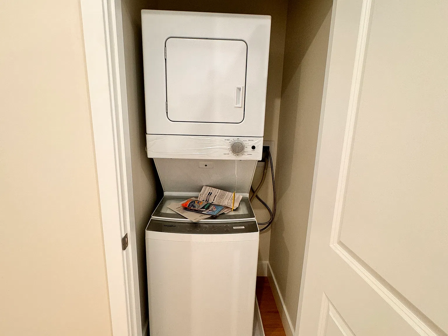 Studio, 450 sqft, $1,275 — Photo 3