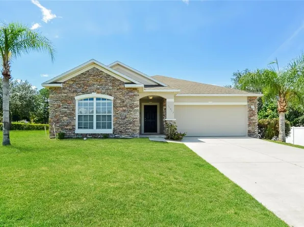 31817 Sunpark Cir, Leesburg, FL 34748