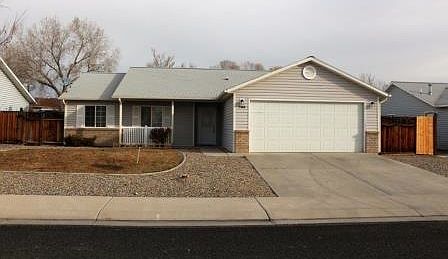 1st image of 2988 Summerbrook Dr