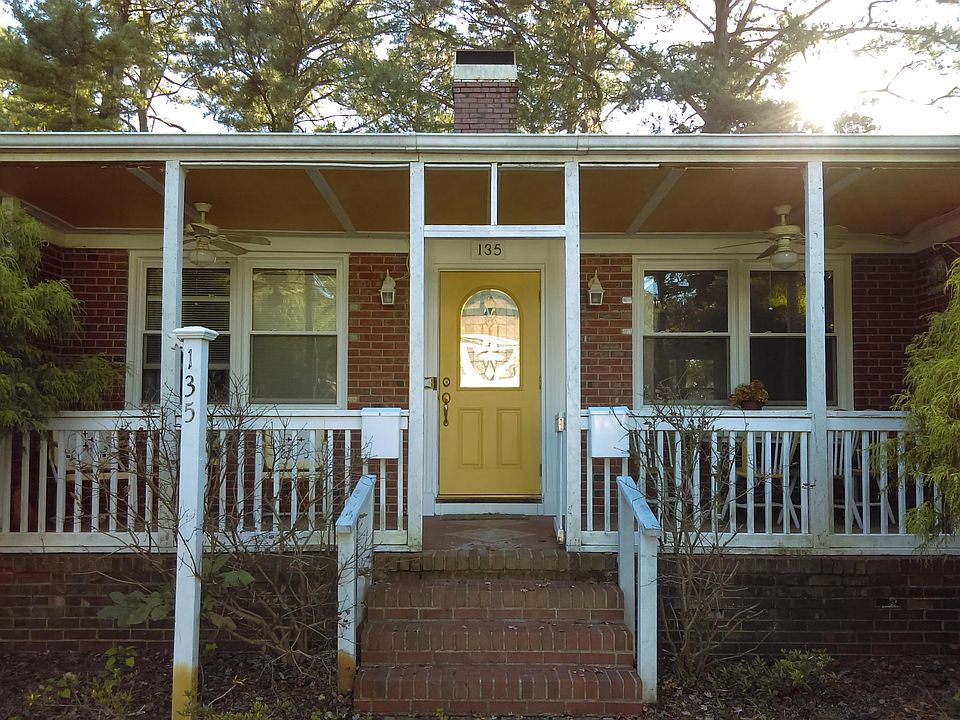 Front entrance facing northeast, unit is on the right