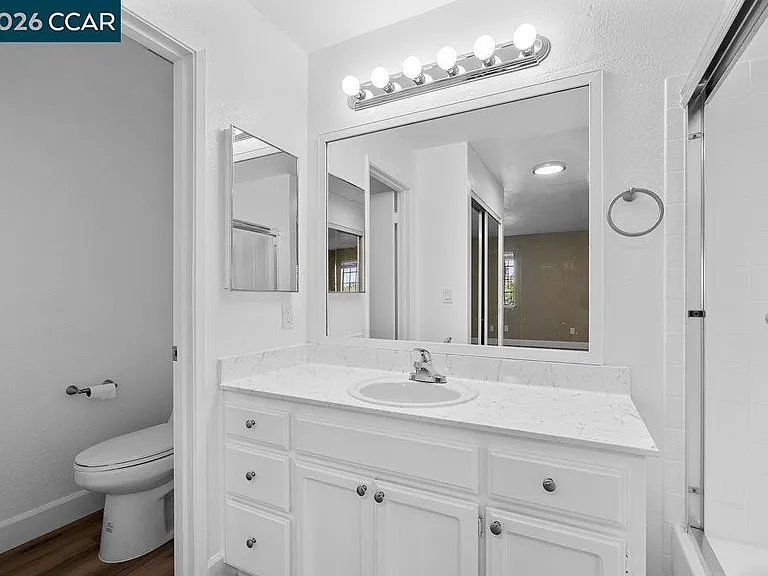 109 Devonwood — Photo 27