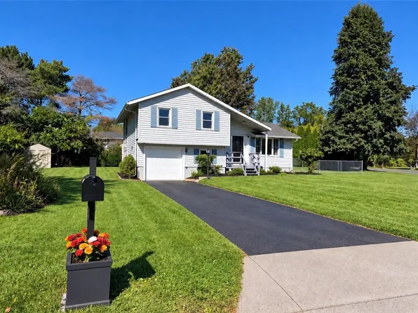 157 Murray St, Auburn, NY 13021