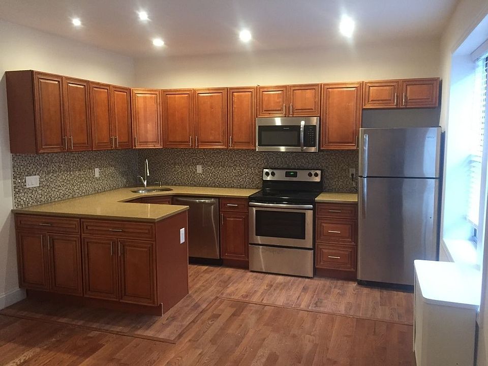 1st image of 4529 42nd St APT 1E