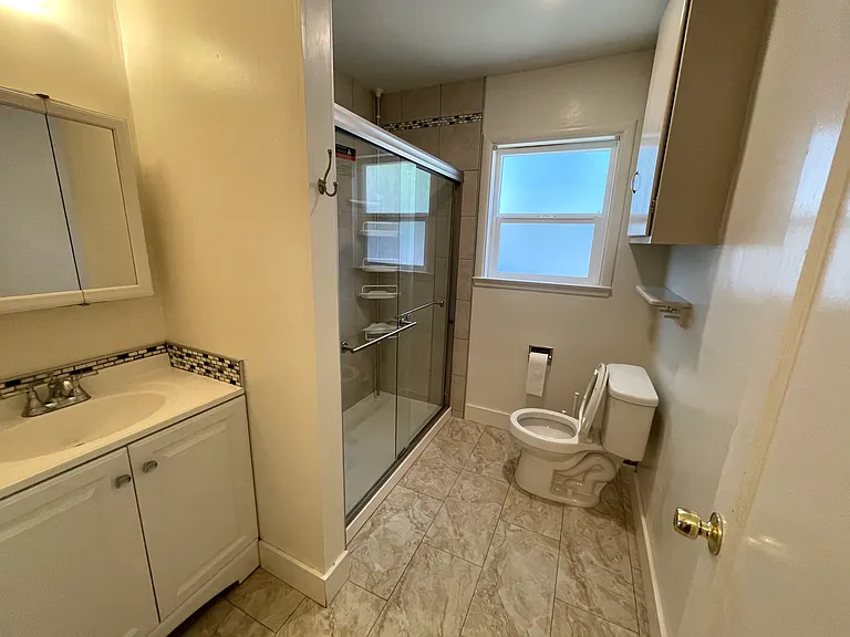 1120 Harrison St — Photo 7