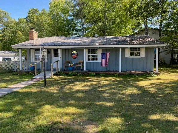 4819 S Straits Hwy, Indian River, MI 49749