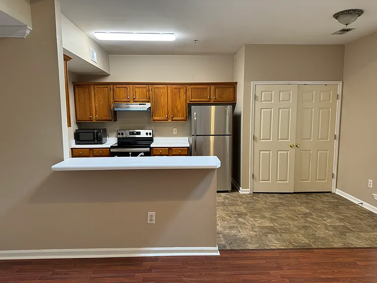 109 Timberleaf Cir — Photo 8
