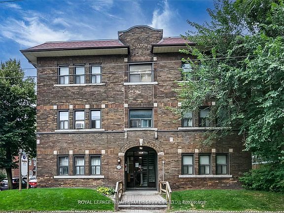 4th image of 120 Vaughan Rd #20