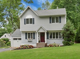 660 Wyndemere Ave, Ridgewood, NJ 07450