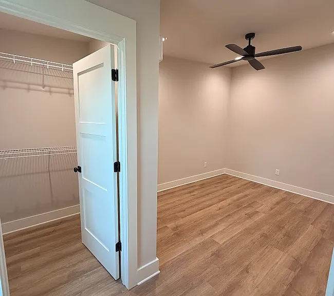 13 Vine St NE #13 — Photo 17