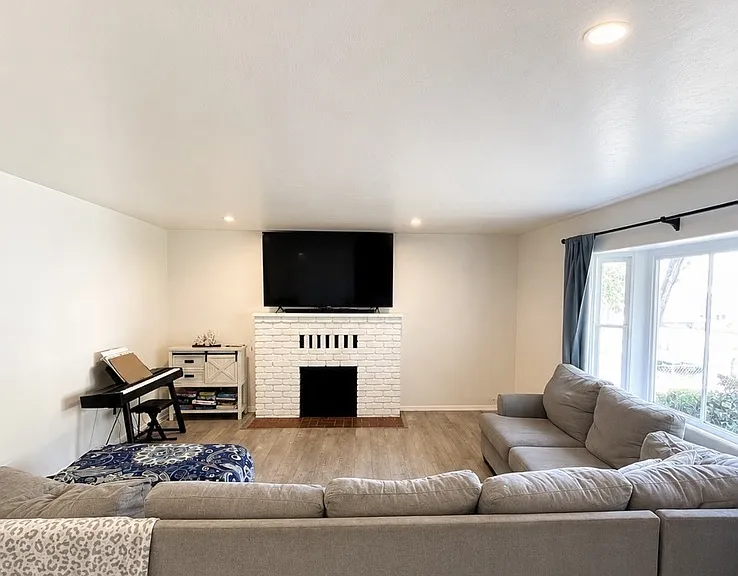 24263 Los Codona Ave — Photo 7