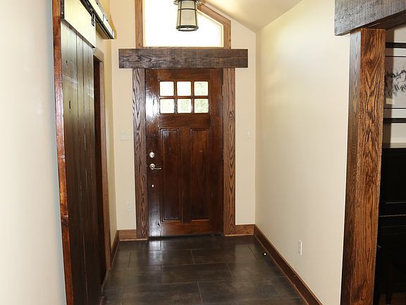 Foyer/Barn door