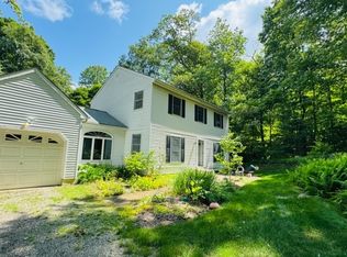 34 Gould Rd W, Newfoundland, NJ 07435