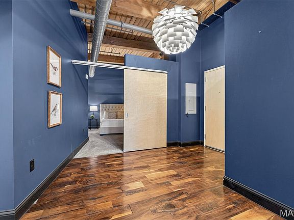 4th image of 901 Washington Ave Unit 702