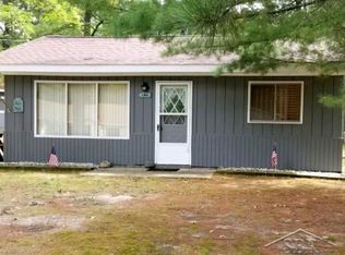 146 Kimberly Dr, Prudenville, MI 48651