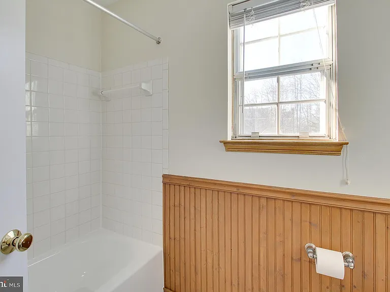 5400 Hampton Forest Way — Photo 28