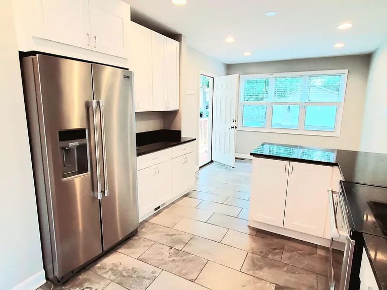 628 Onwentsia Ave #1 — Photo 10