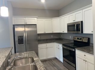 Shelby Pointe Village, Utica, MI 48316