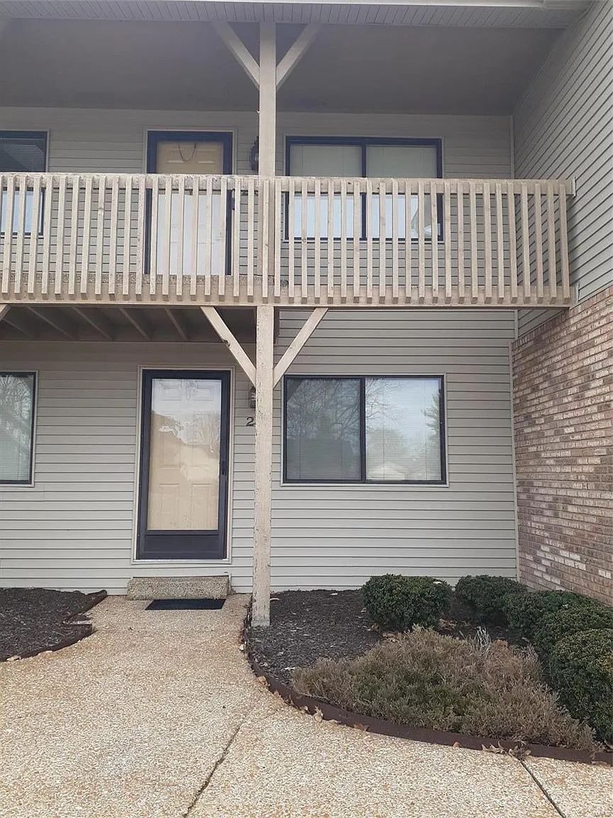 236 Eagle Rdg photo 1