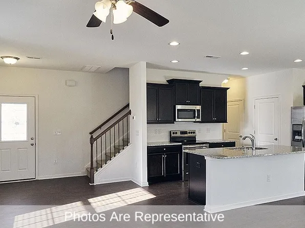 2513 Lily Dr, Haw River, NC 27258
