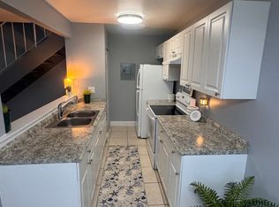 824 E Tiffany Dr APT 2, Mangonia Park, FL 33407