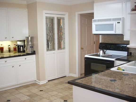Updated Chef's kitchen