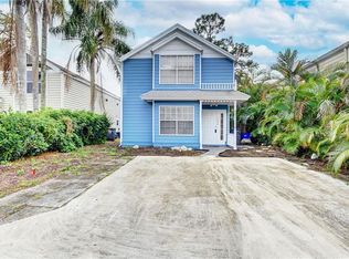 5884 Wild Lupine Ct, West Palm Beach, FL 33415