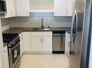 724 W Palm Ave, Orange, CA 92868