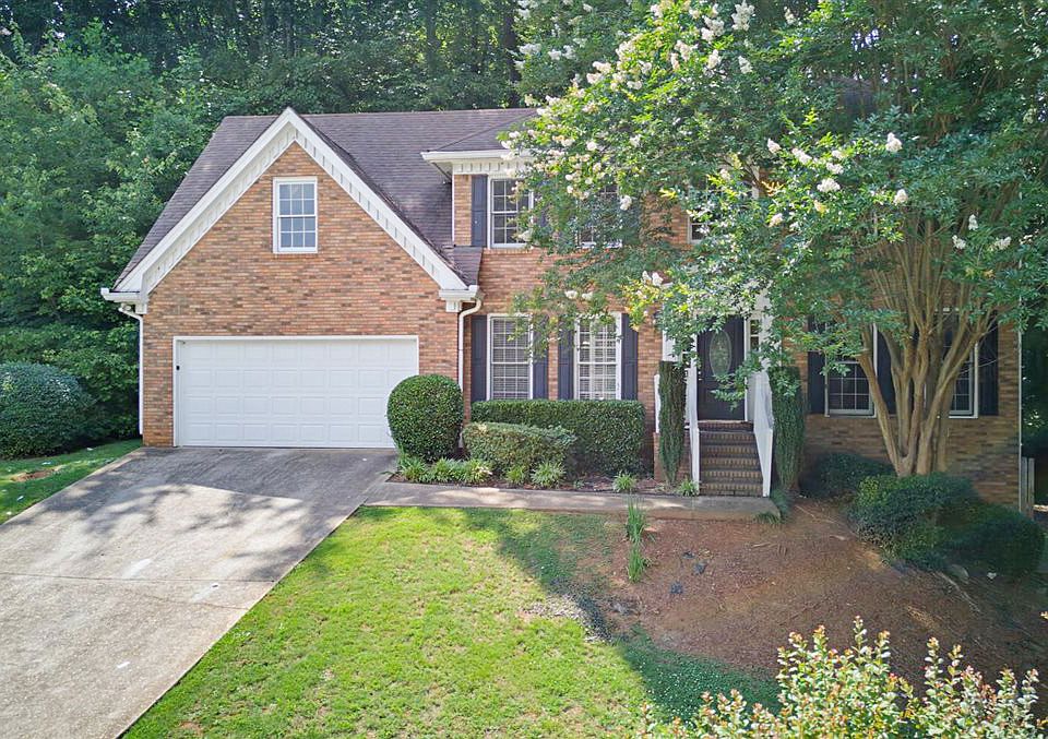 1st image of 805 Connell Ln