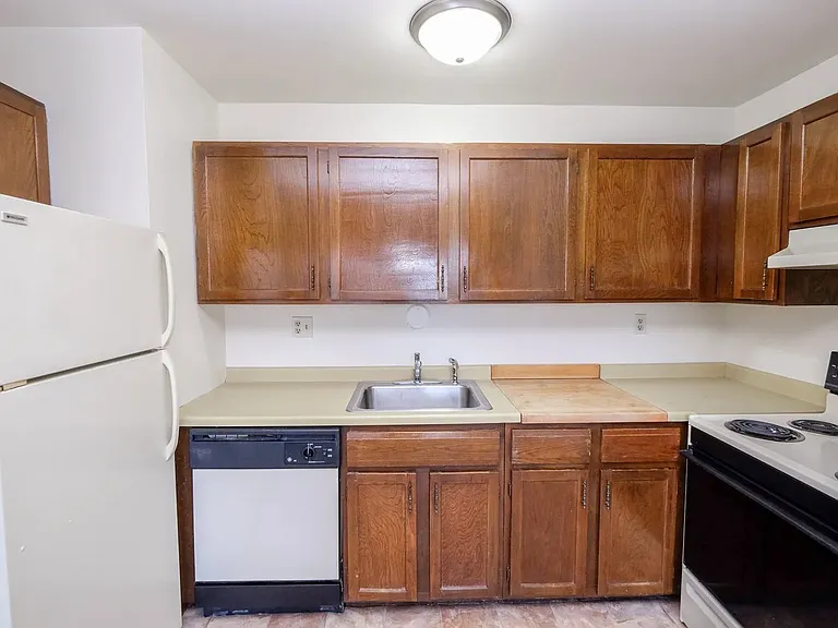 Elevate your living at Central Lakes of Uptown! This modern kitchen features sleek cabinetry, spacious counters, and essential appliances for culinary enthusiasts. With a community focused on comfort and convenience, your new home awaits. Schedule a tour 