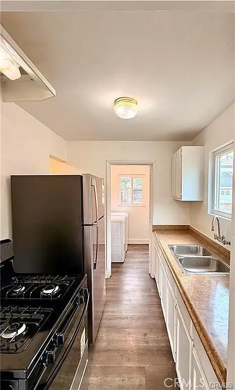 1 bed, 576 sqft, $1,975 — Photo 3