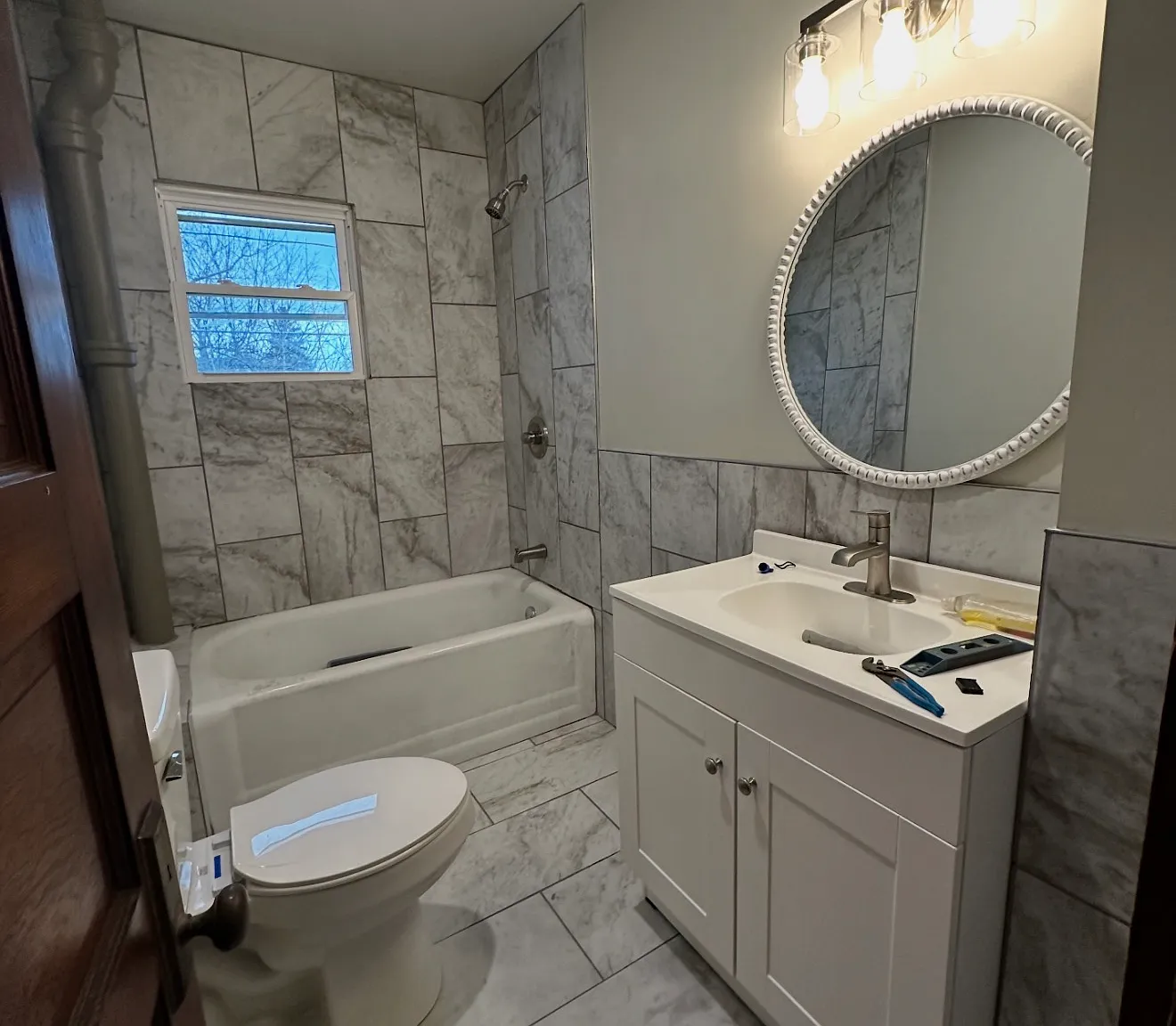 3 bed, 900 sqft, $1,200 — Photo 4