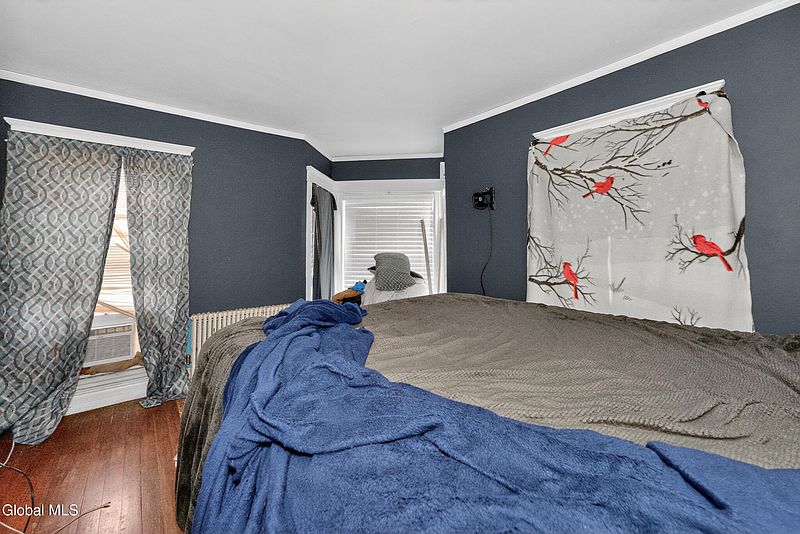 18th image of 7 Broadview Terrace