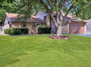 416 Little Fox Ln, Fort Worth, TX 76108