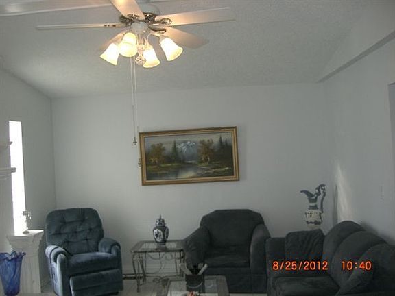 5th image of 46636 E Oakwood Dr