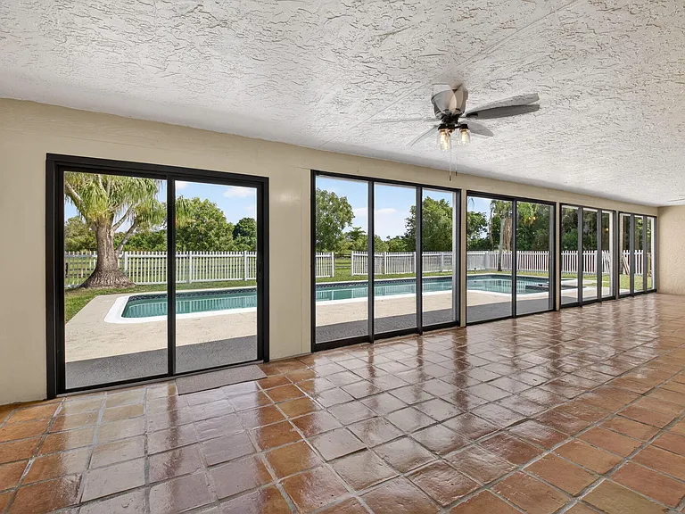 10157 La Reina Rd — Photo 48